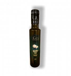 Extra virgin olive oil with garlic, Vina Coslovich